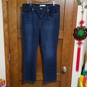 Levi Signature mid rise straight leg 33"×30" jeans-new.